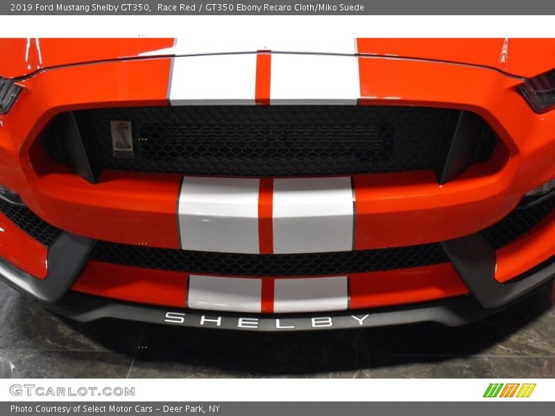 Race Red / GT350 Ebony Recaro Cloth/Miko Suede 2019 Ford Mustang Shelby GT350