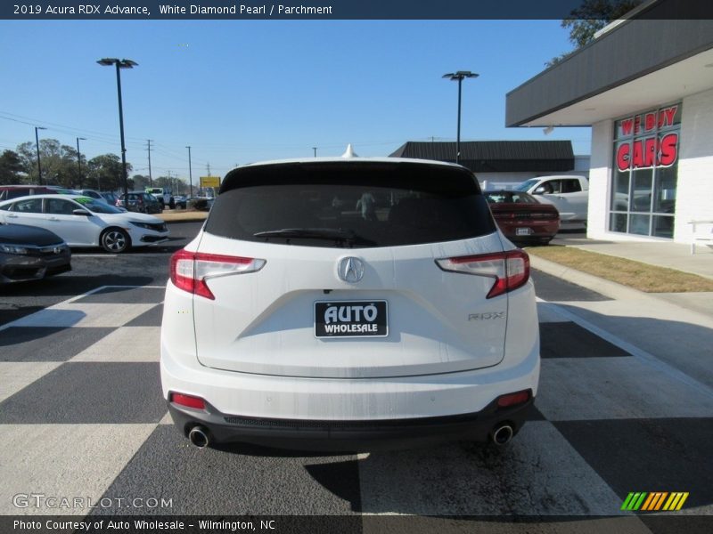 White Diamond Pearl / Parchment 2019 Acura RDX Advance