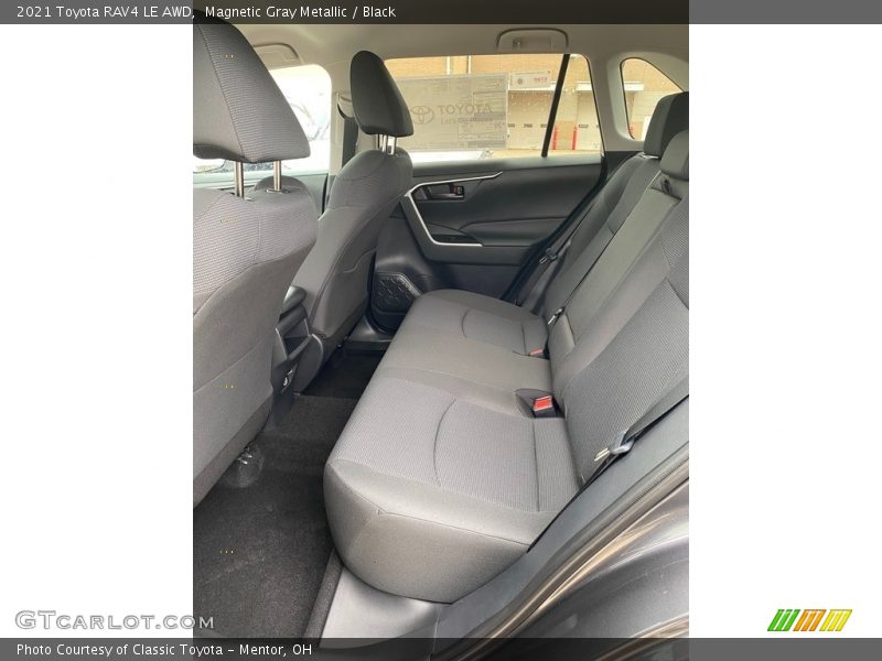 Magnetic Gray Metallic / Black 2021 Toyota RAV4 LE AWD