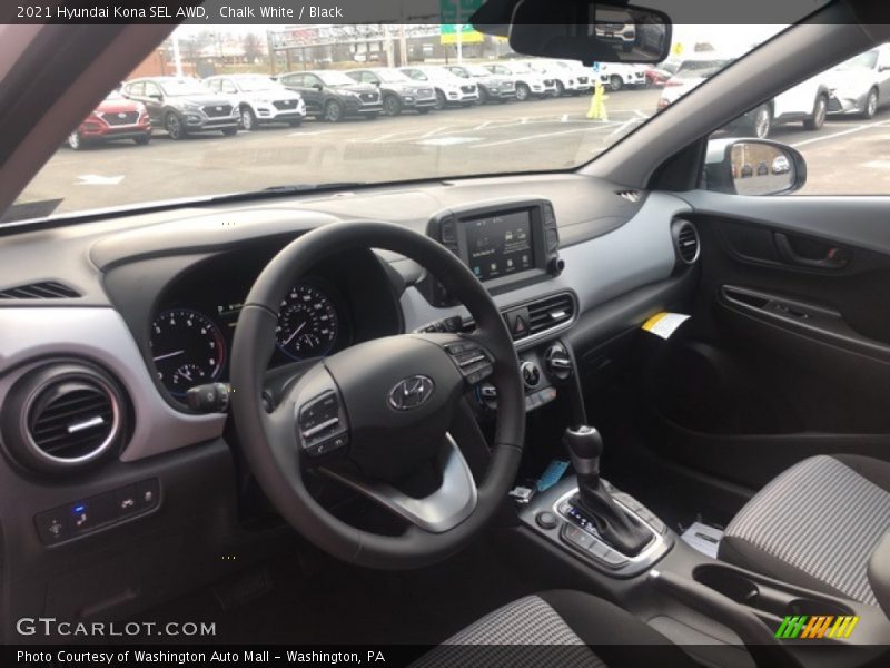 Chalk White / Black 2021 Hyundai Kona SEL AWD