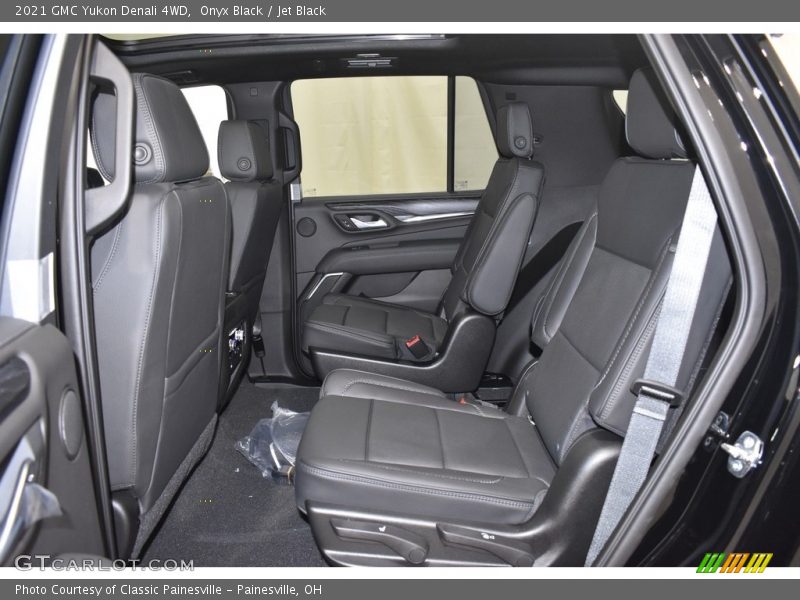 Onyx Black / Jet Black 2021 GMC Yukon Denali 4WD