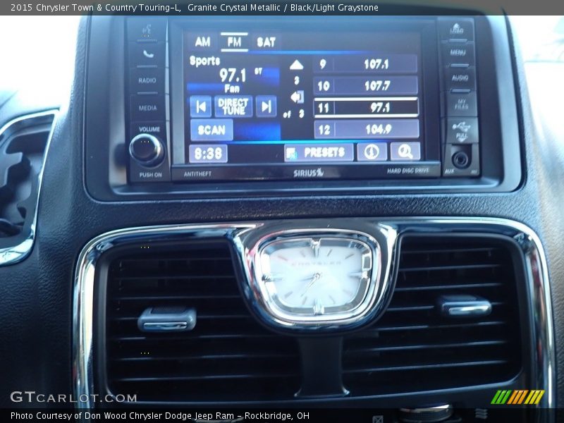 Granite Crystal Metallic / Black/Light Graystone 2015 Chrysler Town & Country Touring-L