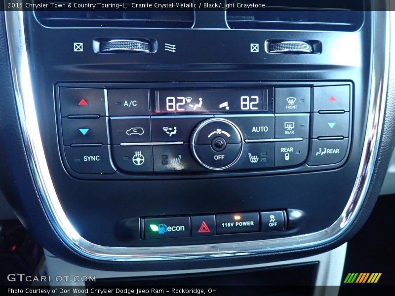 Granite Crystal Metallic / Black/Light Graystone 2015 Chrysler Town & Country Touring-L
