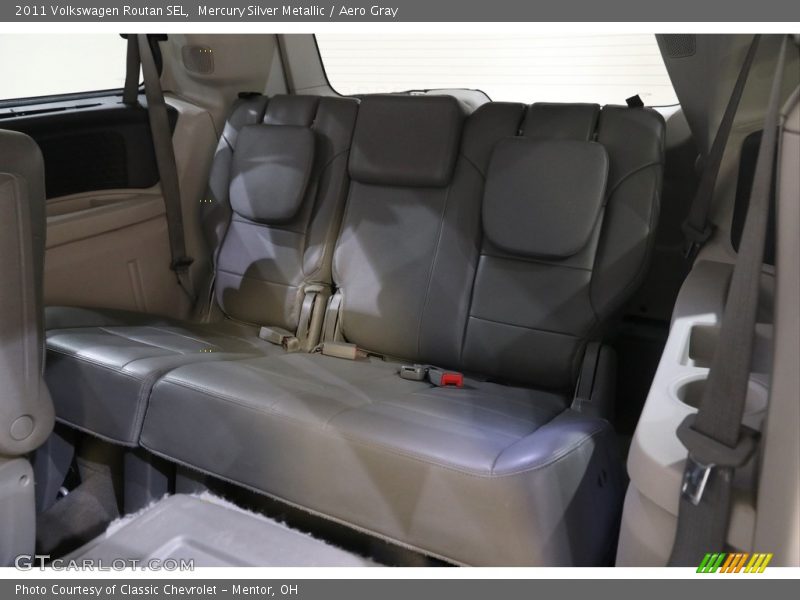 Mercury Silver Metallic / Aero Gray 2011 Volkswagen Routan SEL