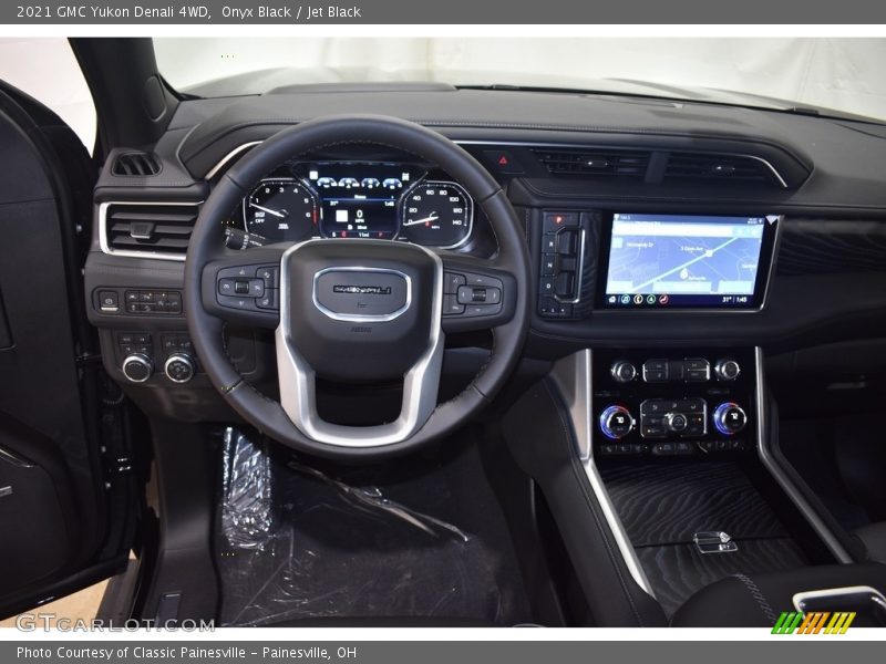 Onyx Black / Jet Black 2021 GMC Yukon Denali 4WD