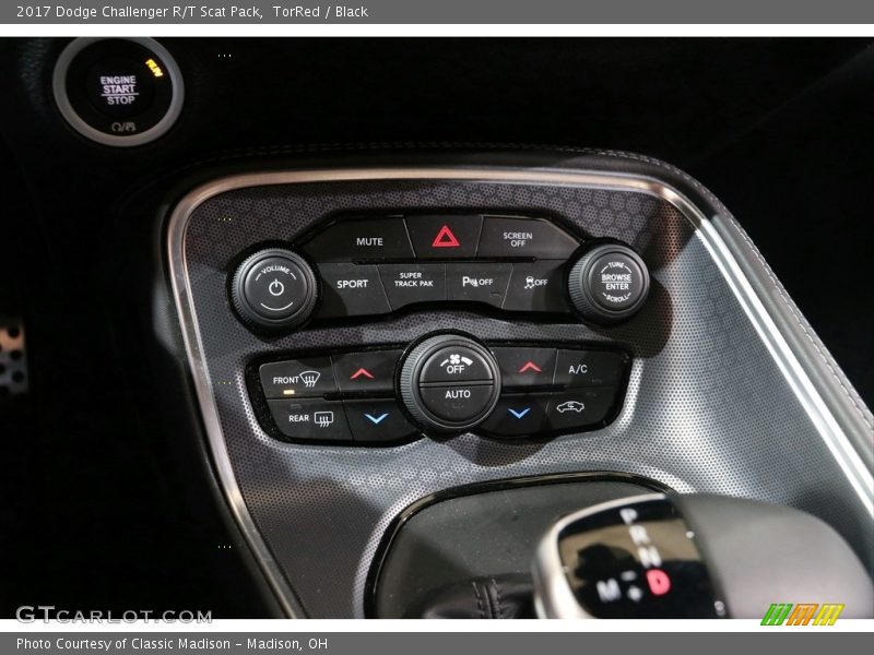 TorRed / Black 2017 Dodge Challenger R/T Scat Pack