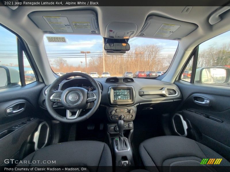 Alpine White / Black 2021 Jeep Renegade Latitude 4x4