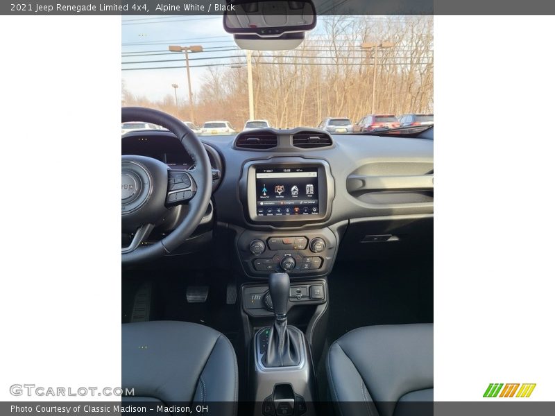 Alpine White / Black 2021 Jeep Renegade Limited 4x4