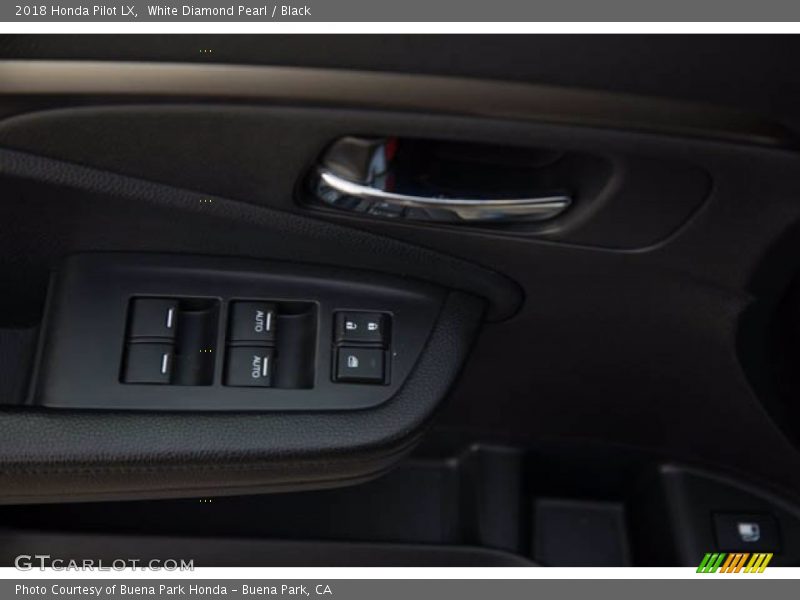 White Diamond Pearl / Black 2018 Honda Pilot LX