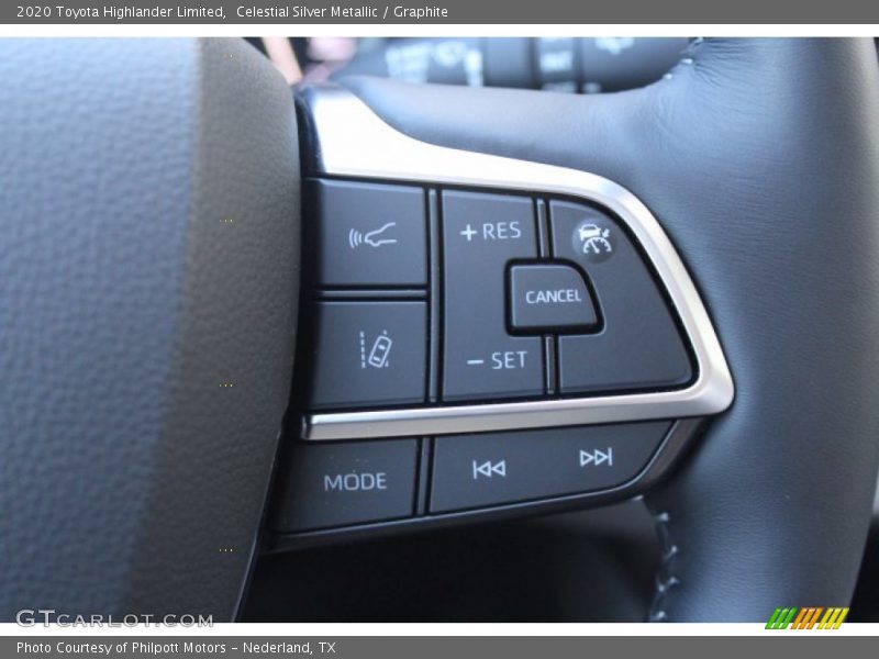 Celestial Silver Metallic / Graphite 2020 Toyota Highlander Limited