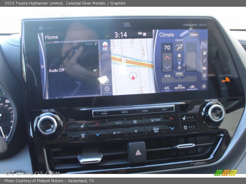 Celestial Silver Metallic / Graphite 2020 Toyota Highlander Limited