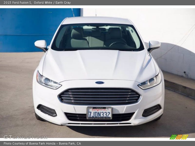 Oxford White / Earth Gray 2015 Ford Fusion S