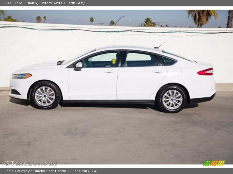 Oxford White / Earth Gray 2015 Ford Fusion S