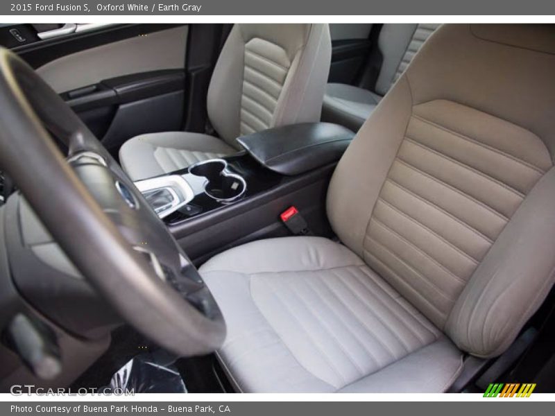 Oxford White / Earth Gray 2015 Ford Fusion S