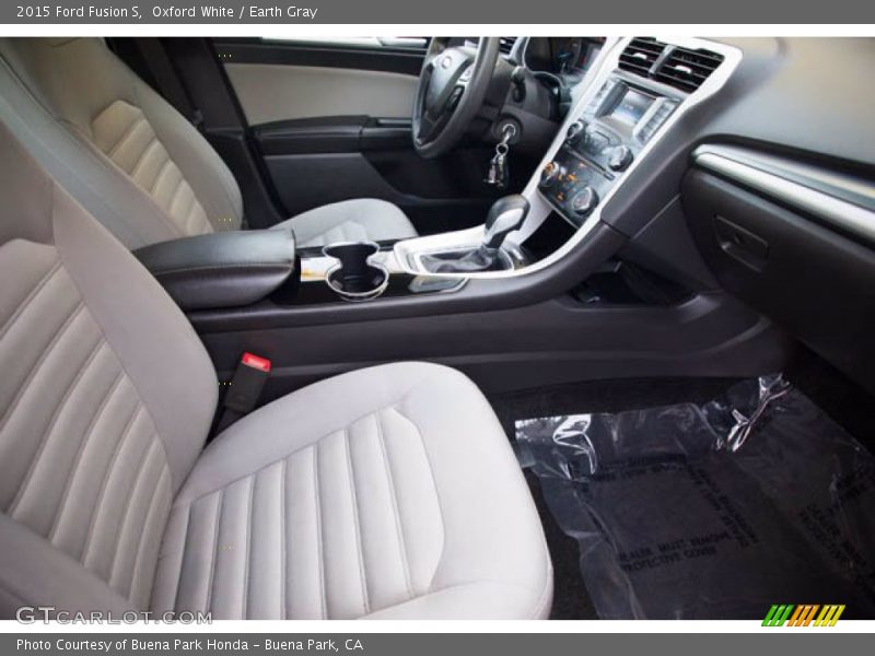 Oxford White / Earth Gray 2015 Ford Fusion S