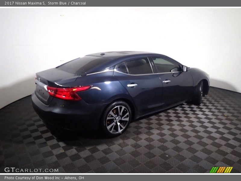 Storm Blue / Charcoal 2017 Nissan Maxima S