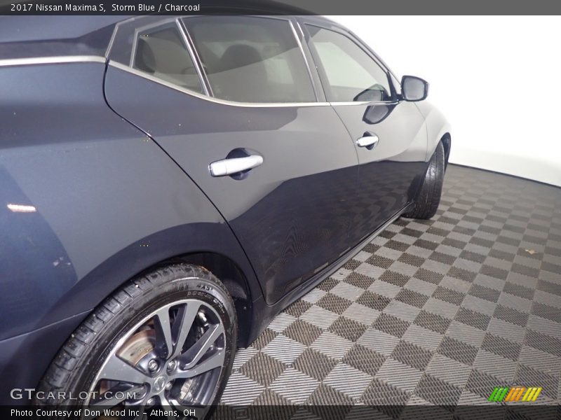 Storm Blue / Charcoal 2017 Nissan Maxima S