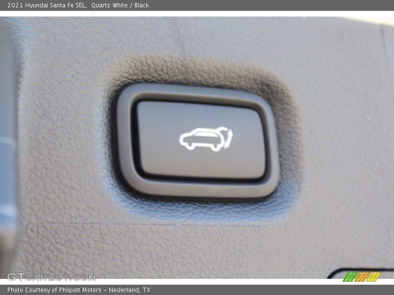 Quartz White / Black 2021 Hyundai Santa Fe SEL