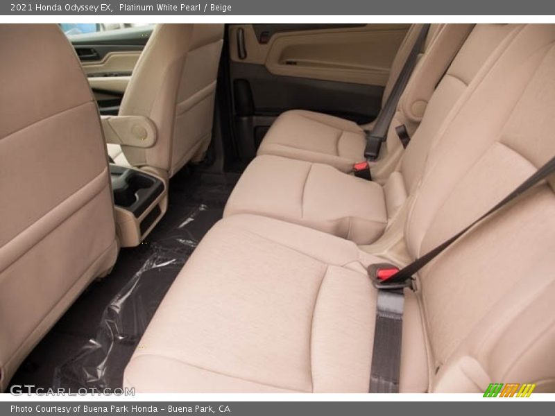 Platinum White Pearl / Beige 2021 Honda Odyssey EX