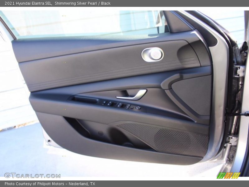 Shimmering Silver Pearl / Black 2021 Hyundai Elantra SEL