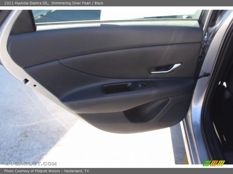 Shimmering Silver Pearl / Black 2021 Hyundai Elantra SEL