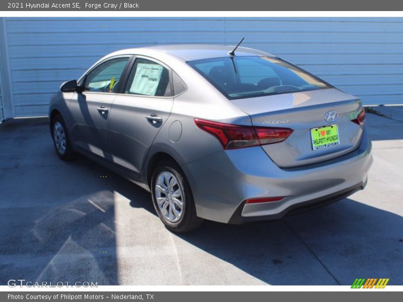 Forge Gray / Black 2021 Hyundai Accent SE