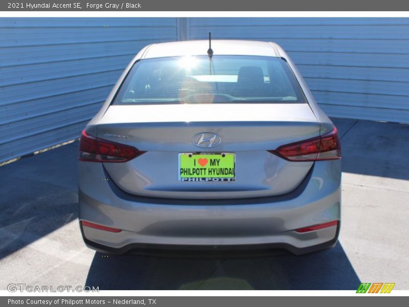 Forge Gray / Black 2021 Hyundai Accent SE