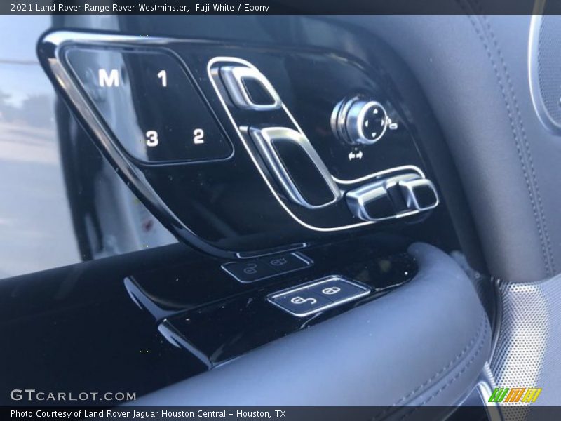 Fuji White / Ebony 2021 Land Rover Range Rover Westminster