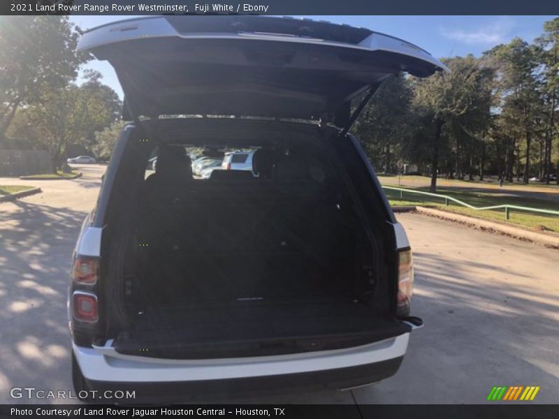 Fuji White / Ebony 2021 Land Rover Range Rover Westminster
