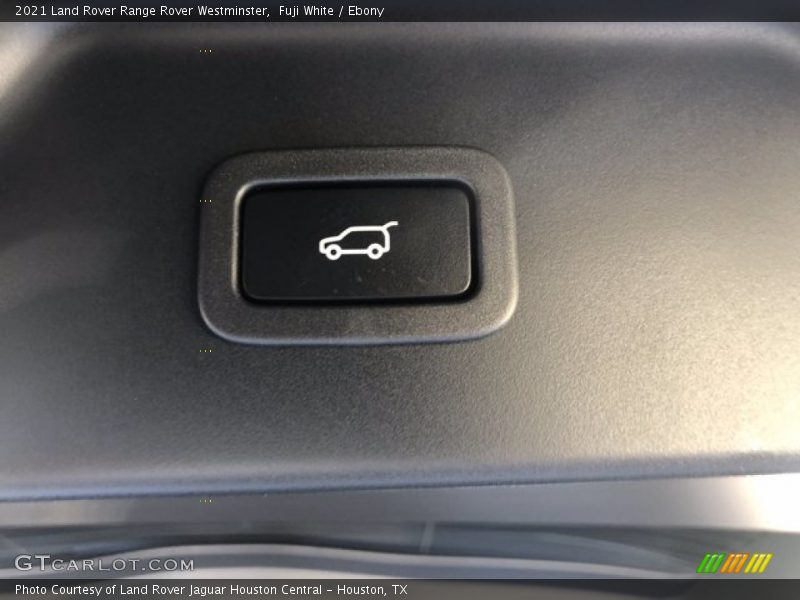 Fuji White / Ebony 2021 Land Rover Range Rover Westminster
