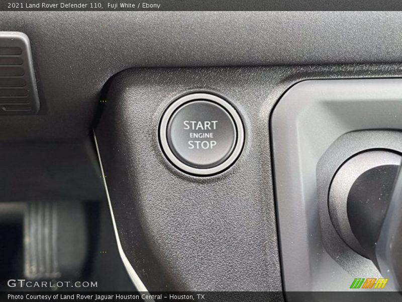 Fuji White / Ebony 2021 Land Rover Defender 110