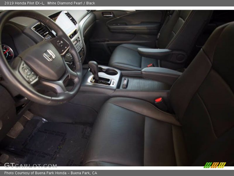 White Diamond Pearl / Black 2019 Honda Pilot EX-L
