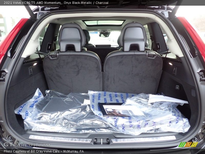 2021 XC90 T5 AWD Momentum Trunk