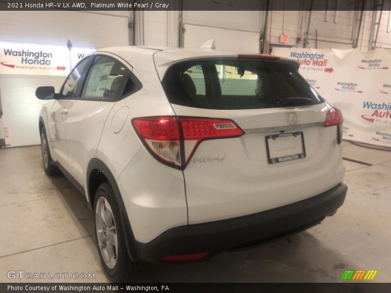 Platinum White Pearl / Gray 2021 Honda HR-V LX AWD
