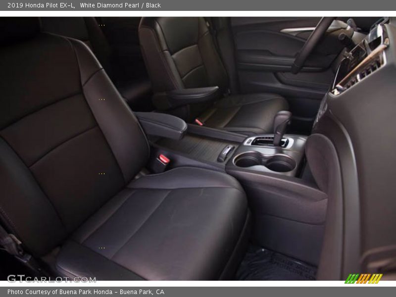 White Diamond Pearl / Black 2019 Honda Pilot EX-L