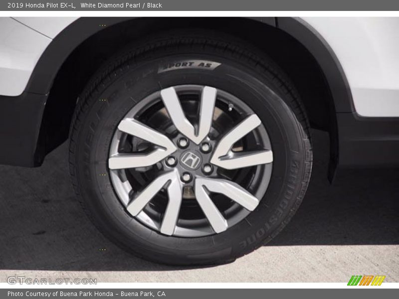 White Diamond Pearl / Black 2019 Honda Pilot EX-L