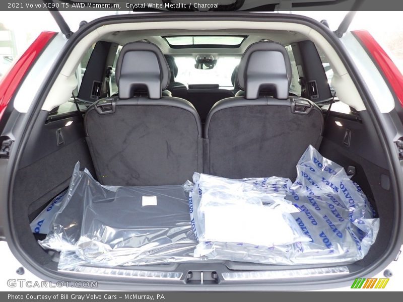  2021 XC90 T5 AWD Momentum Trunk