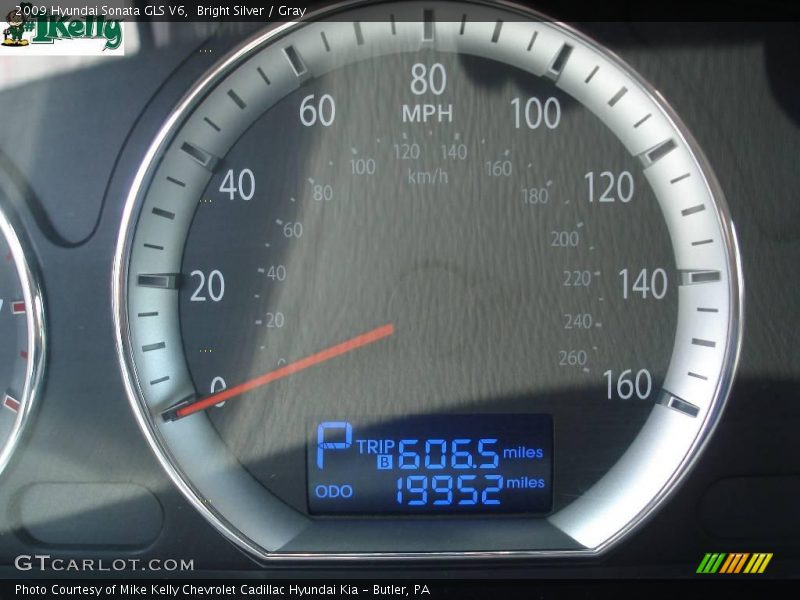 Bright Silver / Gray 2009 Hyundai Sonata GLS V6