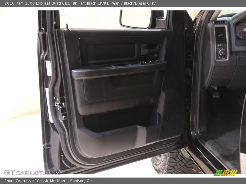 Brilliant Black Crystal Pearl / Black/Diesel Gray 2016 Ram 1500 Express Quad Cab