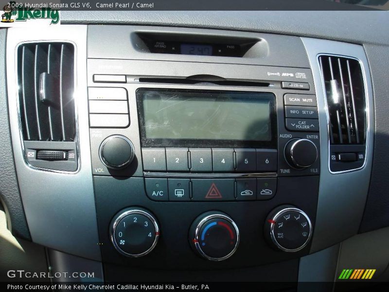 Camel Pearl / Camel 2009 Hyundai Sonata GLS V6