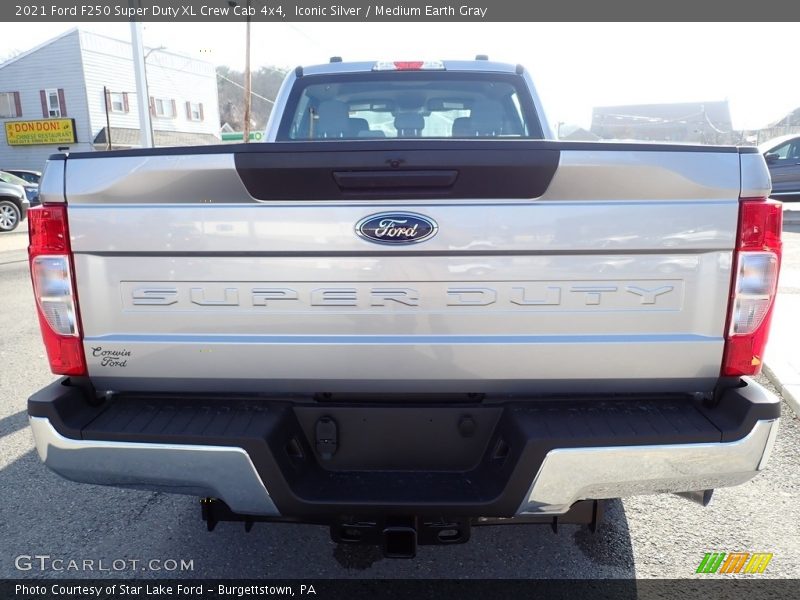 Iconic Silver / Medium Earth Gray 2021 Ford F250 Super Duty XL Crew Cab 4x4