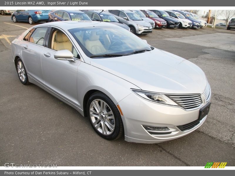 Front 3/4 View of 2015 MKZ AWD
