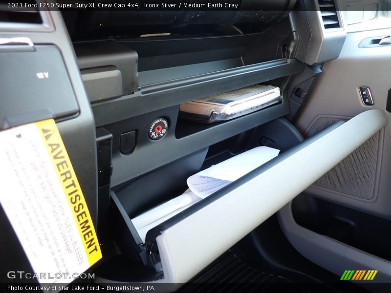 Iconic Silver / Medium Earth Gray 2021 Ford F250 Super Duty XL Crew Cab 4x4