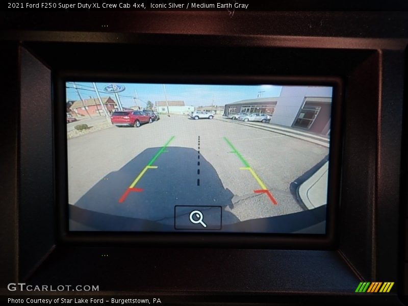 Iconic Silver / Medium Earth Gray 2021 Ford F250 Super Duty XL Crew Cab 4x4