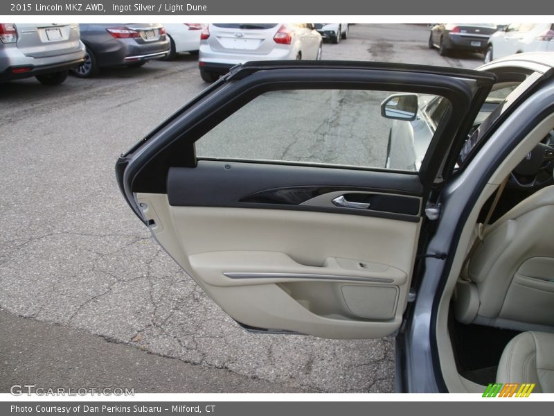 Door Panel of 2015 MKZ AWD