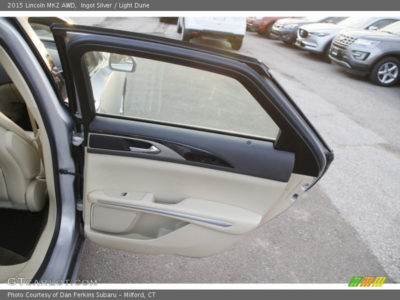 Door Panel of 2015 MKZ AWD