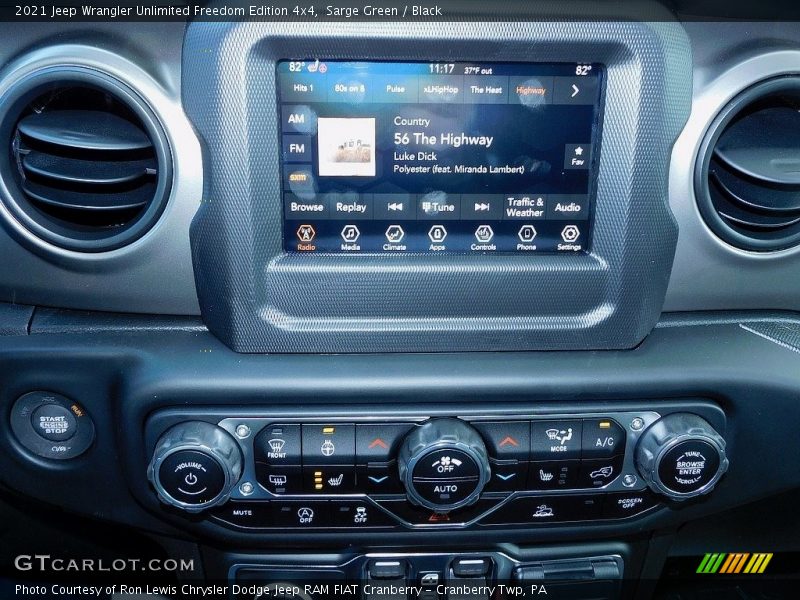 Controls of 2021 Wrangler Unlimited Freedom Edition 4x4