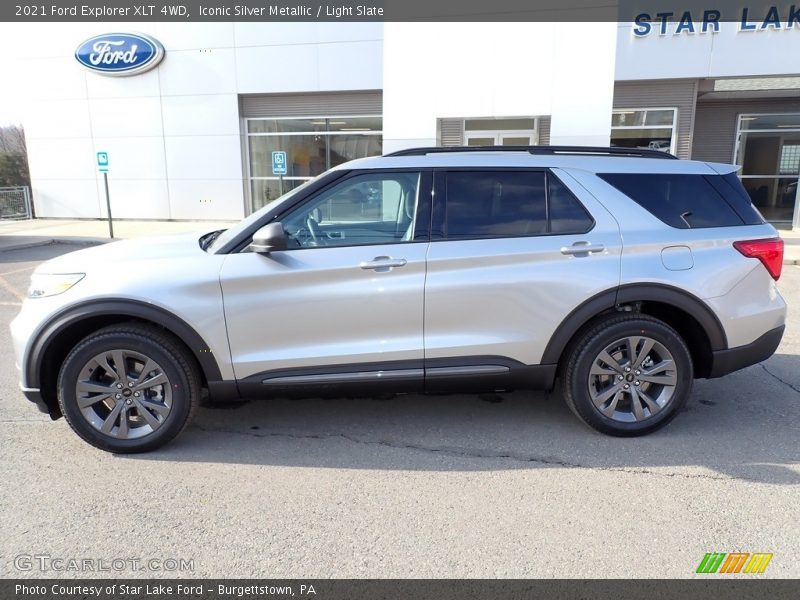 Iconic Silver Metallic / Light Slate 2021 Ford Explorer XLT 4WD