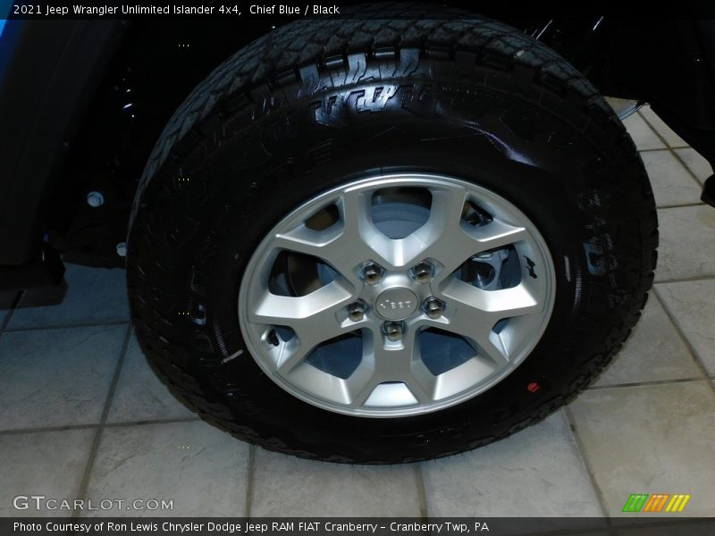 Chief Blue / Black 2021 Jeep Wrangler Unlimited Islander 4x4