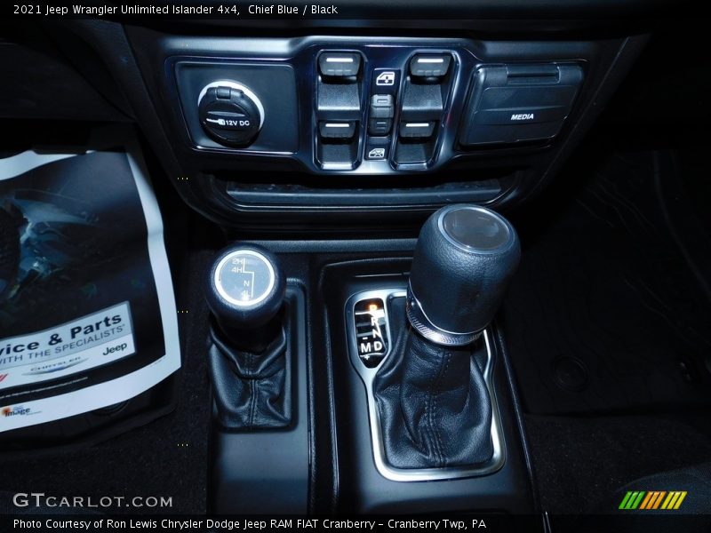 Chief Blue / Black 2021 Jeep Wrangler Unlimited Islander 4x4